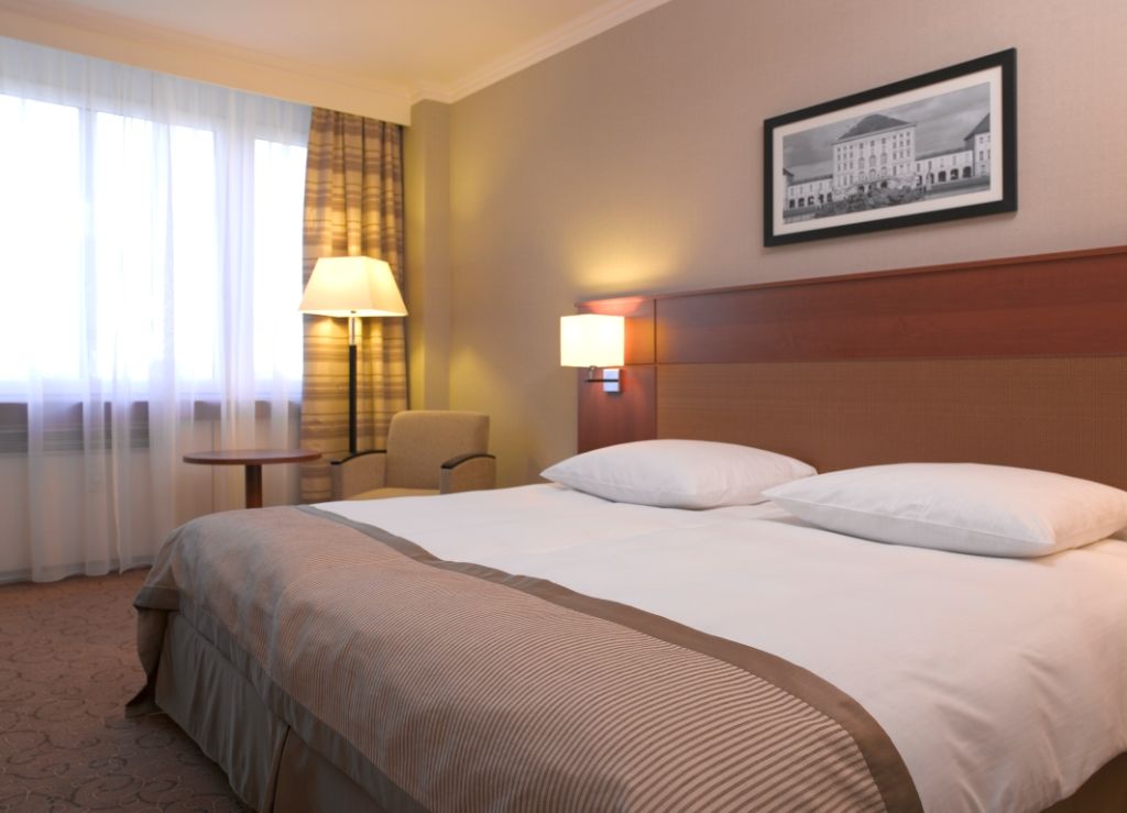 Holiday Inn Munich-Schwabing Munique Quarto foto